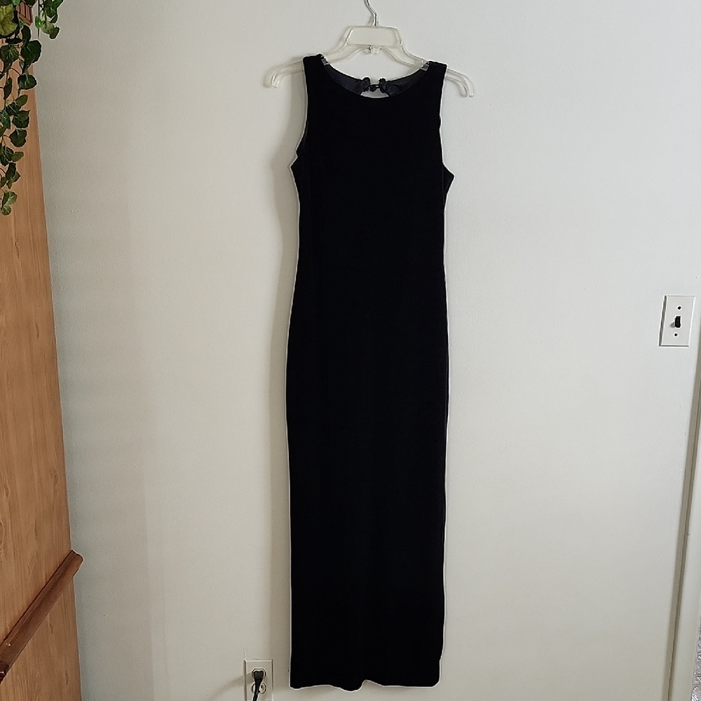 Zum Zum by Niki Livas 90s Velvet Black Maxi Dress